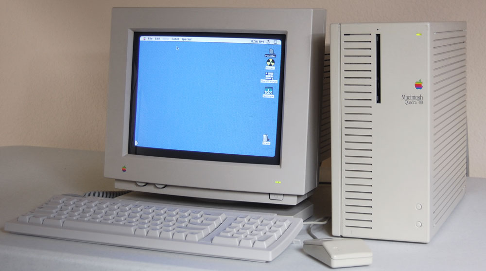 Первый компьютер Macintosh Plus загрузить